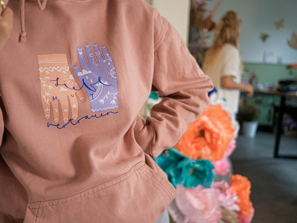 Hoodie "Liebe Mut Vertrauen" Rosa