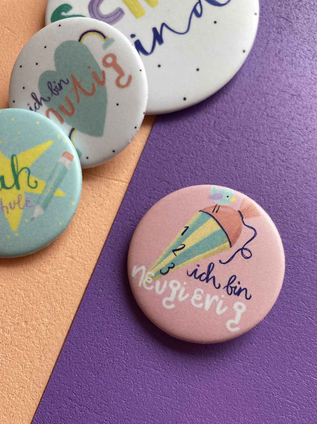 Button-Set zur Einschulung – kleine Mutmacher für große Schulabenteuer